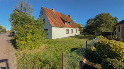 Ihr neues Projekt in Debstedt! Sanierungsbedürftiges Haus oder Baugrundstück in Feldrandlage