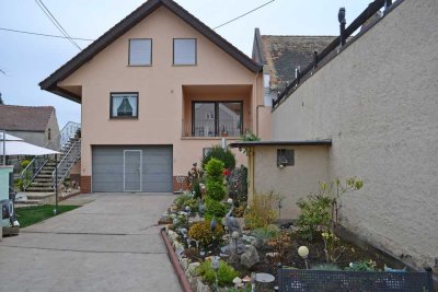 Alles, außer gewöhnlich! Schönes Einfamilienhaus mit großem Garten in Nierstein-Schwabsburg