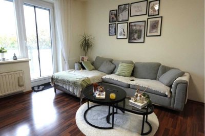 Wohnen in zentraler Lage: 3 Zimmer mit Balkon und Garage