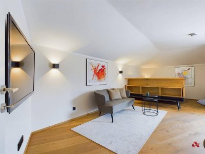 Möblierte Dachgeschoss Garconniere mit Terrasse im Stadtzentrum von Innsbruck zu mieten
