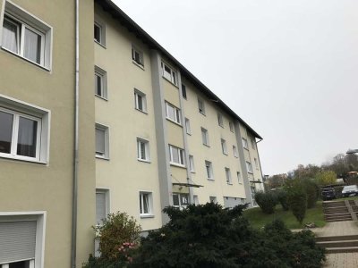 Attraktive 3-Zimmer-Wohnung in Ulm-Eselsberg (Sonnenhalde) - m. SW-Balkon u. PKW-Stellpl.