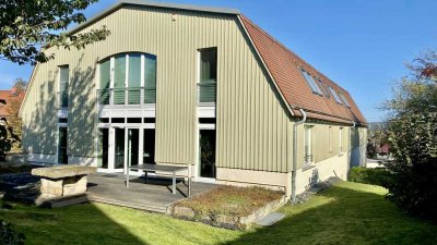 Dreiseithof-Feeling mit eigenem Garten und ca. 286 m² Fläche an der Stadtgrenze Dresden/Heidenau 