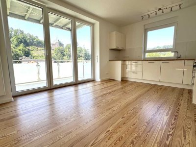 RESERVIERT - Neu sanierte exklusive 3-Zimmer-Wohnung inkl. EBK und Balkon