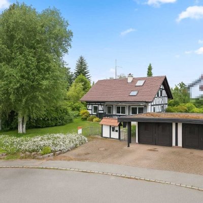Einfamilienhaus mit Einliegerwohnung und großem Garten