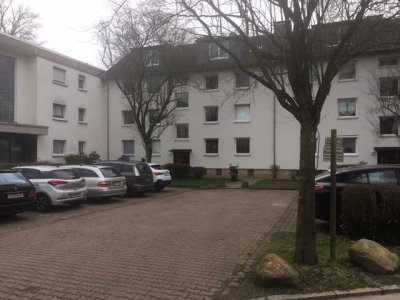 "EG-Wohnung inclusive Stellplatz und Balkon mit angrenzenden Gartenfläche zu verkaufen!"