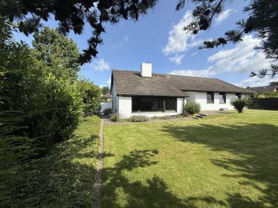 Architektenhaus mit Gartenidylle in Isernhagen KB