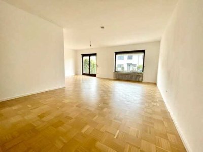 Großes und ruhig gelegenes Reihenhaus mit Garten in Mannheim- Seckenheim.