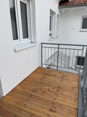 Erstbezug nach Sanierung! 3 Zimmerwohnung mit Einbauküche und Balkon!
