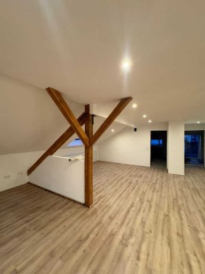 Luxuriöses Penthouse mit 4 Zimmern und Balkon in Bruchweiler-Bärenbach