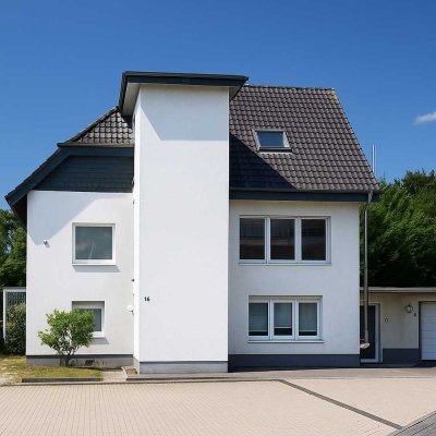 Ohne Makler! Modernes und gepflegtes Mehrfamilienhaus/Mehrgenerationenhaus in Rösrath