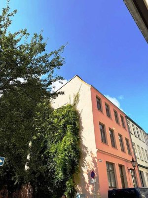 Mehrfamilienhaus mit 5 Ferienwohnungen in begehrter Hafen-Altstadtlage von Wismar
