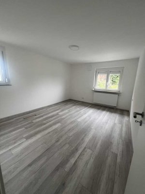 Erstbezug nach Sanierung: Helle 3,5-Zimmer-Wohnung in Nordstetten