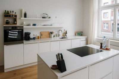 CHARMAN TE 2-ZIMMER-ALTBAOWOHNUNG – EINZUG AB 2027 MÖGLICH