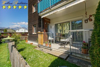 Moderne, geförderte 3 Zimmer Wohnung mit Gartenzugang und Carport