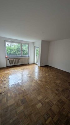 3-Zimmer-Wohnung in Ricklingen mit Balkon; Erdgeschoss