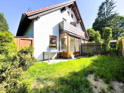 Charmant & gepflegt! Maisonettewohnung/Reihenhaus mit EBK und TG-Stellplatz