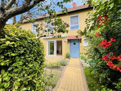 Familienfreundliches Reihenhaus mit 2 Gärten und EBK in ruhiger Lage von Ludwigsfelde
