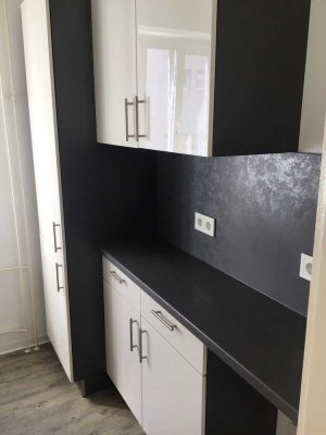 Renovierte 1-Zimmer-Single-Wohnung mit Einbauküche ab sofort frei