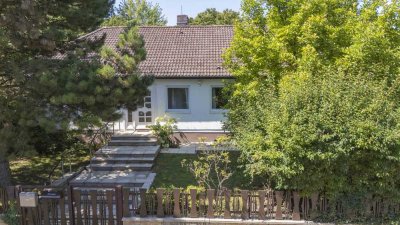 Charmantes Zuhause im Grünen – Einfamilienhaus mit attraktivem Erbpachtzins