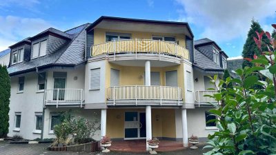 2-Zimmerwohnung mit Loggia, Stellplatz und Aufzug in ruhiger Wohnlage von Cochem