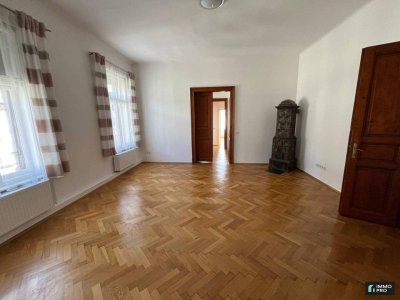 Geräumige 5-Zimmer-Wohnung mit Balkon in Leoben