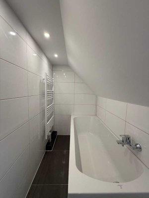 Erstbezug nach Sanierung: helle 2-Zimmer-Wohnung mit gehob. Innenausstattung in Bredeney  Klima