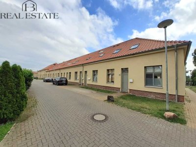 Kapitalanlage in Stadtfeld – Vermietete 3-Raumwohnung mit Terrasse & Garten