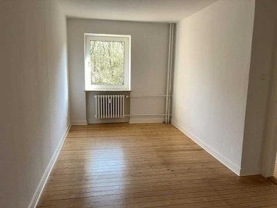 *Toller Grundriss* 2,5 Zimmerwohnung mit Balkon!
