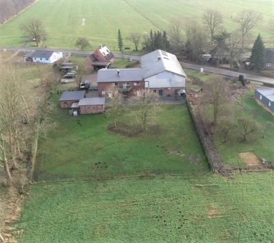 Top Mehrfamilienhaus – saniert und gepflegt - mit großem Grundstück in ländlicher und stadtnah