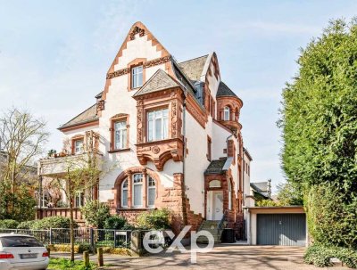 Elegante Altbauresidenz – Stilvolles Wohnen oder Wohnen und Arbeiten