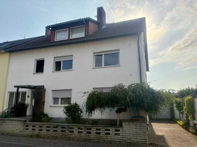 Investieren mit Substanz: Dreifamilienhaus in ruhiger Lage von Dietzenbach-Steinberg