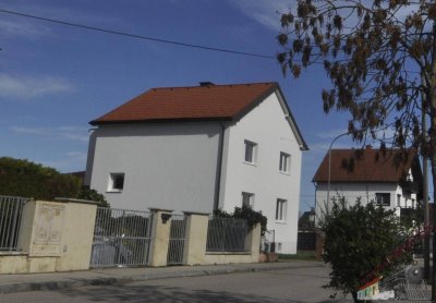 Erstbezug nach Sanierung-Neuwertiges Einfamilienhaus mit großem Garten zentral in St. Pölten gelegen