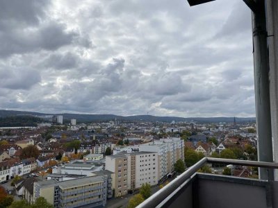 Helle 3-Zimmer-Stadtwohnung mit Garage und tollem Ausblick über die Stadt