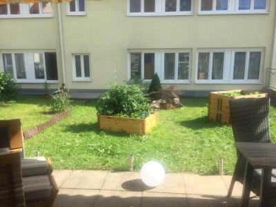 Charmante 3 Zimmer Wohnung mit Gartenanteil