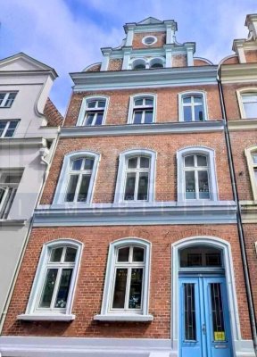 Mehrfamilienhaus mit Entwicklungspotenzial in begehrter Bestlage der Lübecker Altstadt