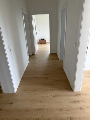 Frisch renovierte 3-Zimmerwohnung, Nähe Klinikum