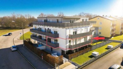 Licht, Luft & Lebensqualität – hochwertige 2,5-Zimmer-Wohnung mit drei Balkonen im beliebten Stra...
