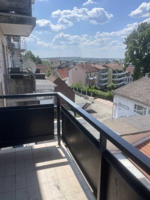 Möblierte 2 Zimmer, Küche und Bad Wohnung mit EBK und Balkon (bitte Text ganz lesen!)