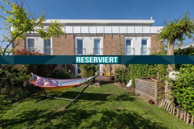 RESERVIERT // Entspanntes Wohnen zwischen Stadt und Küste // Modernes Reihenhaus in Langen-Geestland