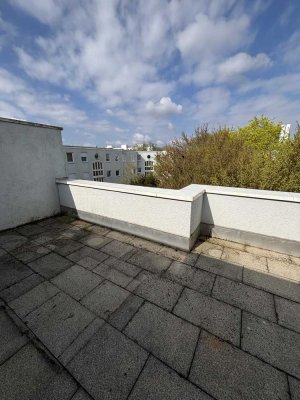 Ab Mittag die Sonne auf 20 m² Dachterrasse genießen -provisionsfrei-