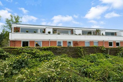 Viel Potenzial: 3-Zimmer-Wohnung mit Balkon, Tiefgarage und Top-Anbindung in Lübeck-Moisling