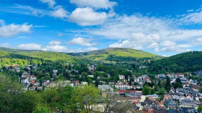 Villa in Bestlage Königstein im Taunus! Schwimmbad und  freier Blick auf die Burg