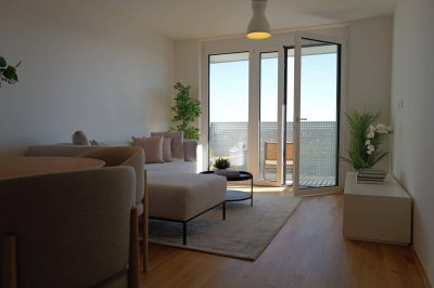 HELLE 3 ZIMMER WOHNUNG MIT KÜCHE + TERRASSE + SCHÖNER WEITBLICK