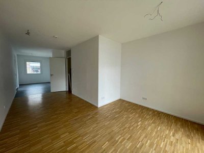 Schöne 3-Zimmer Wohnung mit Loggia und Terrasse