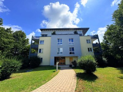WOHNEN in ruhiger Lage - Lichtdurflutete 3-Zimmerwohnung auf den Reutenen!