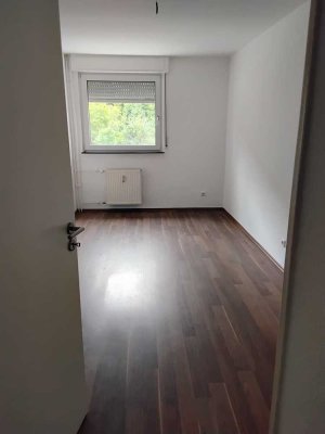 helle 3-ZW mitten in der Natur