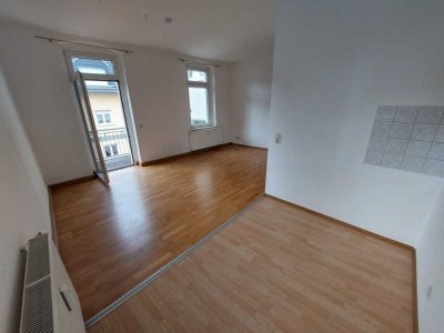 Herrliche Balkon-2-Raum-Wohnung in Chemnitz-Siegmar