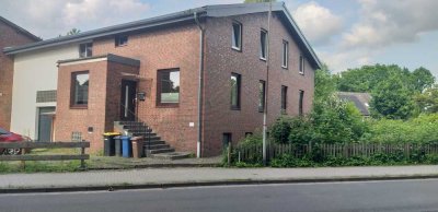 Erdgeschoßwohnung vorne