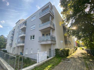 Bezugsfreie 2ZKB2B-Wohnung im Zentrum von MA-Vogelstang