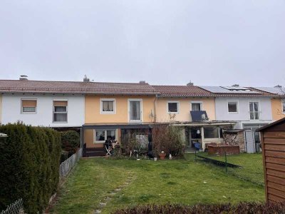 NUR als Anlage mögl.!!Rendite 3,38%! Vermietetes 4-Zi. Reihenmittelhaus in Neutraubling